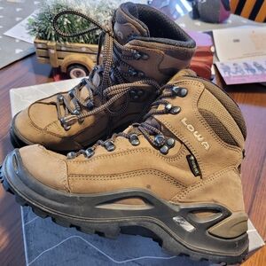 Lowa Brown Hiking Boots
